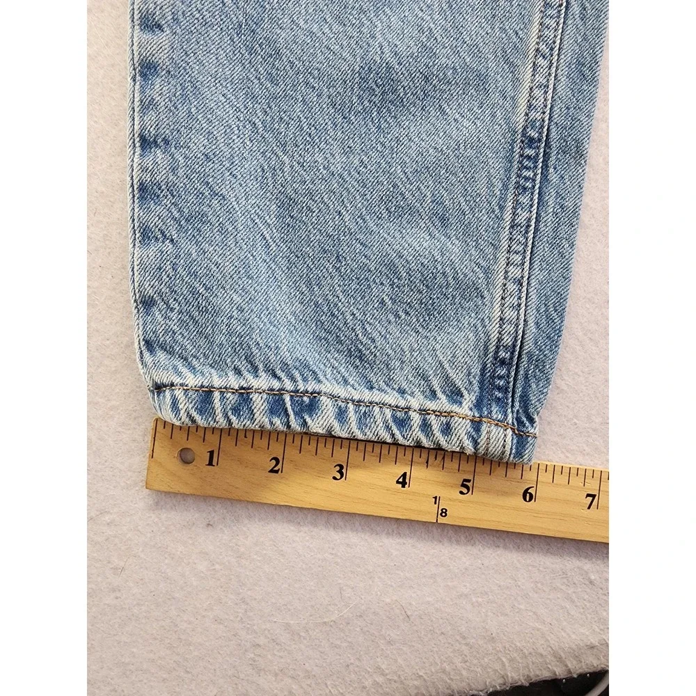 Aeropostale Mom Jean High Rise Distressed Light Wash Denim Size 6